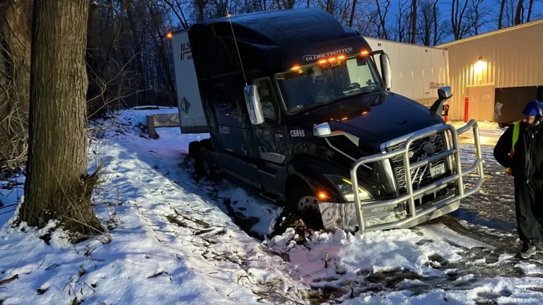 climate-control-battery-solutions-truck-benton-harbor